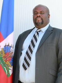 Haiti - Politic : «The Time of Renewal» (editorial)