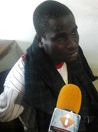 Haiti - FLASH : A Haitian beaten aftear having burned the Dominican flag