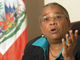 Haiti - Politic : Mirlande Manigat, against the CEP and the Government