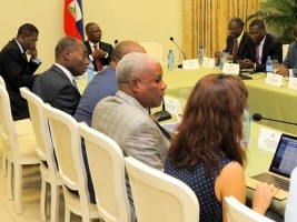 Haiti - Politic : Jocelerme Privert very busy