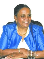 Haiti - Elections : Manigat  Manigat open to pacts but...