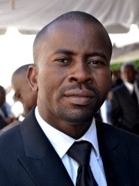 Haiti - Politics : Sénatus files two draft codes of laws
