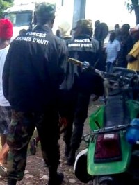 Haiti - FLASH : Armed individuals in military fatigues near the Airport