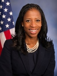Haiti - Diaspora : The Haitian-American Congresswoman Ludmya Bourdeau meets Trump