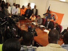 Haiti - FLASH : 15 people dead, 333 wounded, 7,000 homes destroyed or...