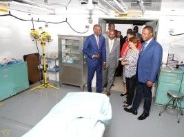 Haïti - Politique : Moïse accorde 40 millions de subvention à l’Hôpital de la Communauté Haïtienne