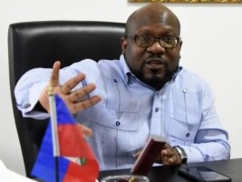 Haïti - Politique : L’Ambassadeur d’Haïti respecte la décision dominicaine de ne pas vacciner les sans-papiers