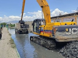 Haiti - Politic : The Ministry of Public Works is active in the metropolitan area
