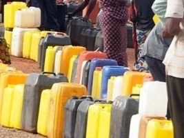 Haiti - Economy : Tanker trucks do not supply service stations