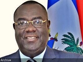 Haiti - Corruption: Ambassador Bocchit Edmond defends himself and points the finger at former Minister Claude Joseph