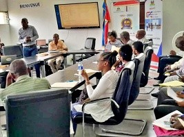 Haïti - Éducation : Une centaine de techniciens travaillent sur les textes d’examens pour la 9ème A.F.