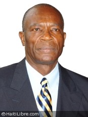 Haiti - Politic : We are facing a show of clowns according to Himmler Rébu