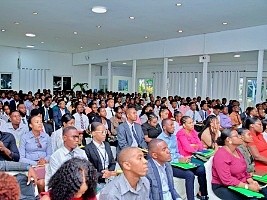 Haïti - Politique : 263 stagiaires rémunérés vont intégrer les institutions publiques