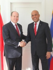 Haiti - Reconstruction : The President Martelly met Prince Albert II of Monaco