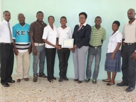 Haïti - Éducation : Bourses d’excellence à 3 jeunes élèves de l’École Nationale de Zoranje